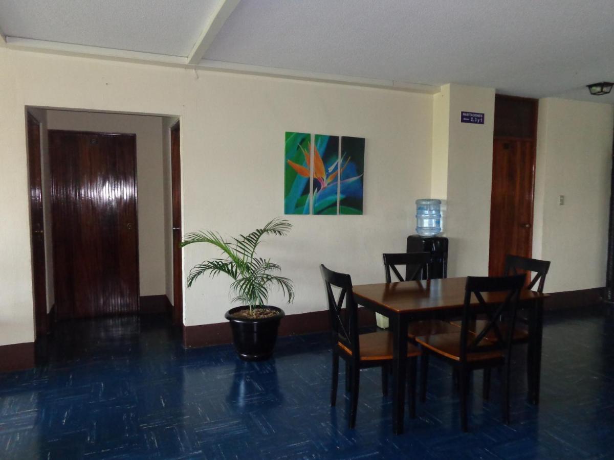 Hotel Dona Carmen Retalhuleu Εξωτερικό φωτογραφία