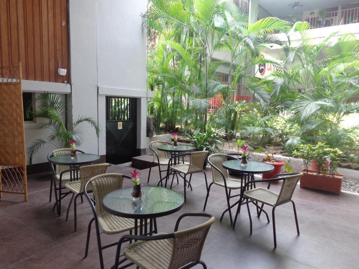 Hotel Dona Carmen Retalhuleu Εξωτερικό φωτογραφία